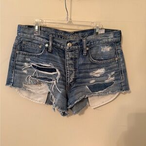 American Eagle Outfitters Vintage High-Rise Festival Denim Shorts size 6